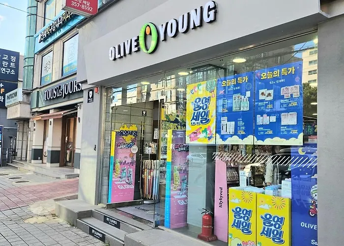 3 Minutes On Foot From Yeonsinnae Station I Gyeongbokgung Palace - Jongno 3-ga - Gwanghwamun - Bukhansan 別墅 *