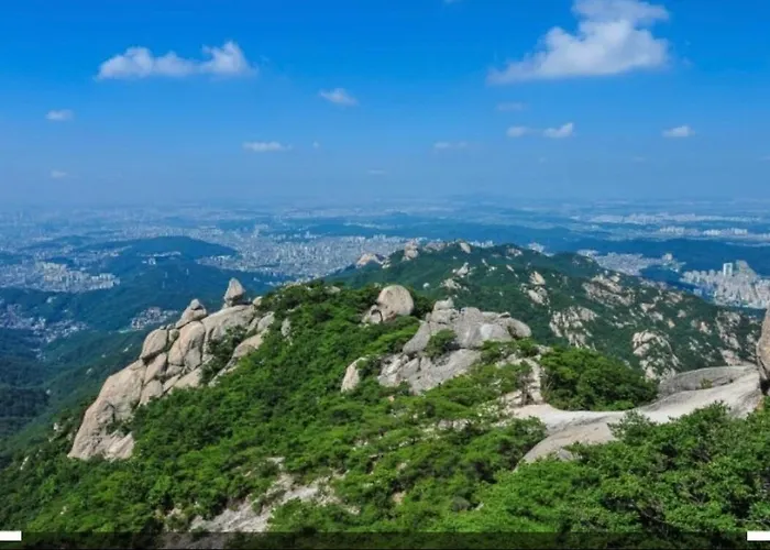 3 Minutes On Foot From Yeonsinnae Station I Gyeongbokgung Palace - Jongno 3-ga - Gwanghwamun - Bukhansan 別墅 首爾